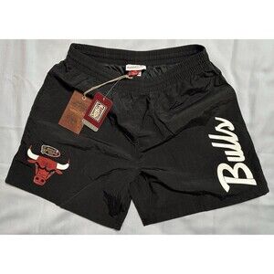 NWT Mitchell & Ness Chicago Bulls Men's M NBA Finals Essentials Nylon Shorts